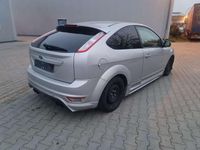 Gebraucht Ford Focus Ambiente 136 PS (100 kW) 2008 Silber Kleinwagen
