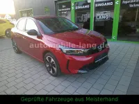 Gebraucht Opel Corsa-e 100 kW (136 PS) 2023 Rot Kleinwagen