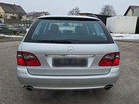 Gebraucht Mercedes E320 Avantgarde 224 PS (164 kW) 2007 Silber Kombi