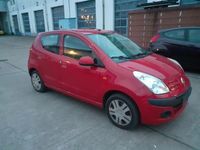 Gebraucht Nissan Pixo Acenta 68 PS (50 kW) 2011 Rot Kleinwagen