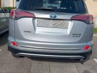 Gebraucht Toyota RAV4 197 PS (144 kW) 2018 Grau SUV