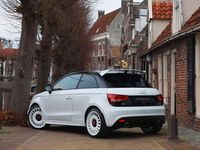 Gebraucht Audi A1 Sport 256 PS (188 kW) 2012 Weiß Kleinwagen