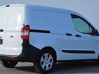 Gebraucht Ford Transit Trend 101 PS (74 kW) 2021 Weiss / frostweiss Kombi