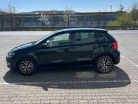 Gebraucht VW Polo Allstar 90 PS (66 kW) 2016 Schwarz Kleinwagen