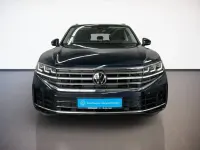Gebraucht VW Touareg Elegance 231 PS (169 kW) 2025 Blau (meloe blue kristalleffekt) SUV