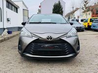 Gebraucht Toyota Yaris 111 PS (81 kW) 2017 Grau Kleinwagen