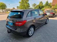 Gebraucht Mercedes B180 109 PS (80 kW) 2012 Kleinwagen