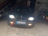 Gebraucht BMW 118 143 PS (105 kW) 2011 Schwarz Kleinwagen