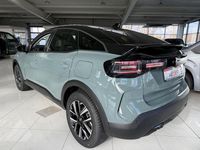 Neu Citroën C4 145 PS (106 kW) 2026 Manhattan grün SUV