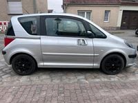 Gebraucht Peugeot 1007 74 PS (54 kW) 2006 Van / Kleinbus