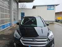 Gebraucht Ford Kuga Titanium 150 PS (110 kW) 2019 Schwarz SUV