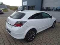Gebraucht Opel Astra GTC Sport 179 PS (131 kW) 2010 Weiß Limousine
