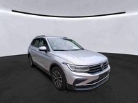 Gebraucht VW Tiguan Life 150 PS (110 kW) 2022 Silber SUV