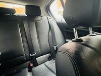 Gebraucht BMW 120 Advantage 190 PS (139 kW) 2015 Weiß Kleinwagen