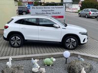 Gebraucht Mercedes EQA250 Progressive 139 kW (190 PS) 2022 Polarweiss  unilack SUV