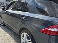 Gebraucht Mercedes ML350 258 PS (189 kW) 2014 Grau SUV