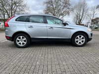 Gebraucht Volvo XC60 215 PS (158 kW) 2012 Silber SUV