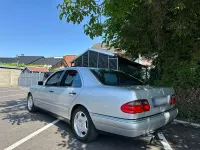 Gebraucht Mercedes E240 Avantgarde 170 PS (125 kW) 1997 Silber Limousine