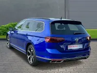Gebraucht VW Passat Business 190 PS (139 kW) 2024 Lapiz blue metallic Kombi