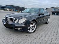 Gebraucht Mercedes E280 231 PS (169 kW) 2008 Schwarz Limousine