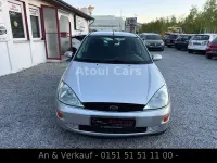 Usata Ford Focus Trend 101 CV (74 kW) 2000 Argento Berlina