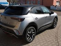 Neu Opel Mokka 131 PS (96 kW) 2025 Grau SUV