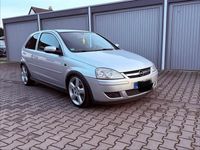 Gebraucht Opel Corsa 150 PS (110 kW) 2004 Silber Kleinwagen
