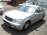 Gebraucht Mercedes C200 Classic 163 PS (119 kW) 2002 Silber Limousine