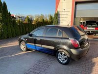 Gebraucht Kia Rio 97 PS (71 kW) 2010 Schwarz Limousine