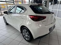 Gebraucht Mazda 2 Prime-Line 75 PS (55 kW) 2023 Weiß Kleinwagen