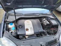 Gebraucht VW Golf V 115 PS (84 kW) 2004 Blau Kleinwagen