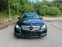 Second-hand Mercedes C200 136 CP (100 kW) 2012 Negru Berlinǎ