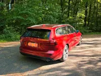 Gebraucht Volvo V60 150 PS (110 kW) 2019 Rot Kombi
