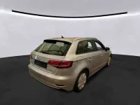 Gebraucht Audi A3 Sport 150 PS (110 kW) 2019 Florettsilber Limousine