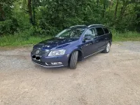 Gebraucht VW Passat Highline 140 PS (102 kW) 2013 Blau Kombi