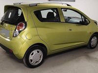 Second-hand Chevrolet Spark 82 CP (60 kW) 2010 Verde Hatchback