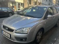 Gebraucht Ford Focus Ghia 101 PS (74 kW) 2005 Limousine