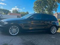 Gebraucht BMW 116 122 PS (89 kW) 2010 Schwarz Kleinwagen