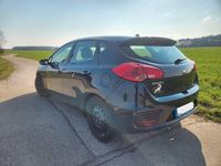 Gebraucht Kia Ceed 101 PS (74 kW) 2016 Schwarz Kleinwagen