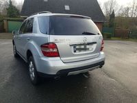 Gebraucht Mercedes ML280 190 PS (139 kW) 2008 Silber metallic SUV