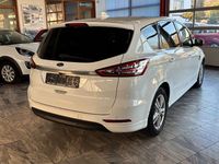 Gebraucht Ford S-MAX Titanium 150 PS (110 kW) 2020 Frostweiß Van / Kleinbus