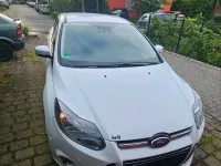 Gebraucht Ford Focus 125 PS (91 kW) 2014 Weiß Limousine