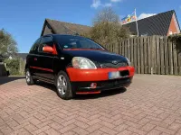 Gebraucht Toyota Yaris Luna 86 PS (63 kW) 2001 Schwarz Limousine