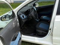 Gebraucht Hyundai i10 YES! 87 PS (63 kW) 2016 Schwarz Kleinwagen