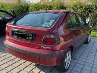 Gebraucht Renault Mégane 75 PS (55 kW) 1998 Rot Kombi