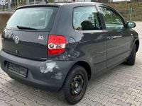 Second-hand VW Fox Style 75 CP (55 kW) 2010 Gri Hatchback