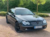 Gebraucht Mercedes CLK320 Elegance 218 PS (160 kW) 2003 Schwarz Coupé