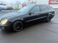 Gebraucht Mercedes E500 387 PS (284 kW) 2006 Schwarz Kombi
