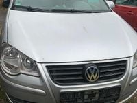Gebraucht VW Polo 80 PS (58 kW) 2005 Grau Kleinwagen
