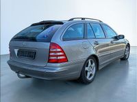 Gebraucht Mercedes C220 143 PS (105 kW) 2004 Grau Kombi